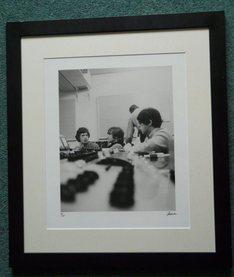 Robert Freeman – Mick Jagger, Paul & John in the studio: Robert Freeman – Mick Jagger with Paul and John in the studio recording Revolver – signed by Robert Freemans (8/25) Robert Freeman is a photographer and designer, most famous for his album cover p