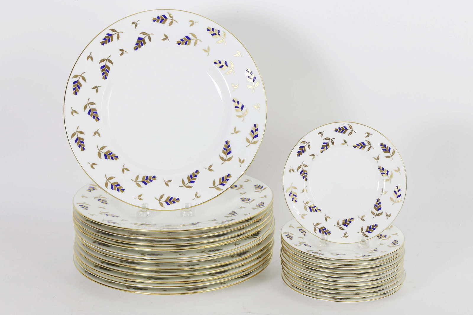 24 Minton's Tiffany & Co. New York Plates (1 of 2)