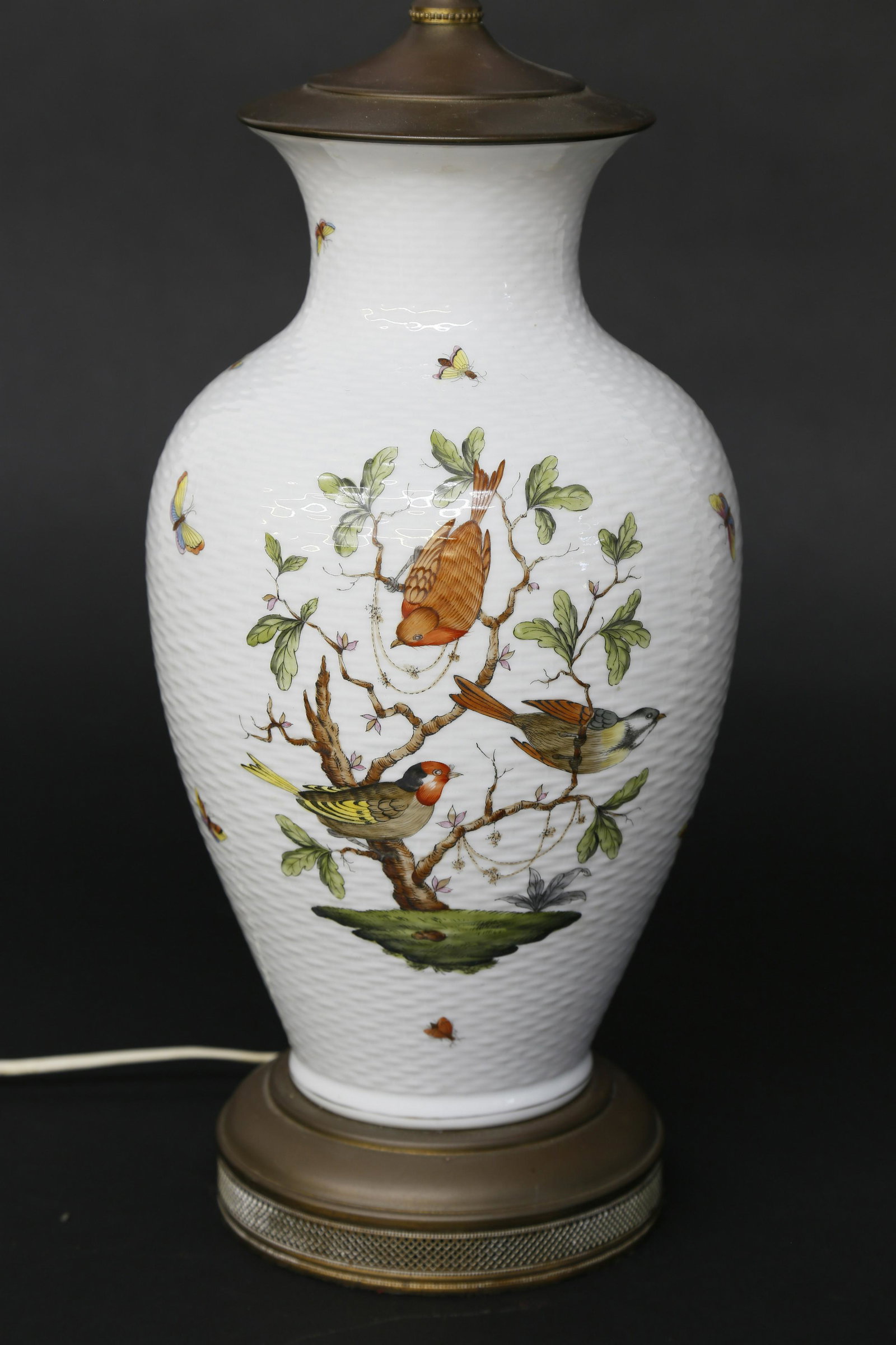 Herend Porcelain Lamp (1 of 3)