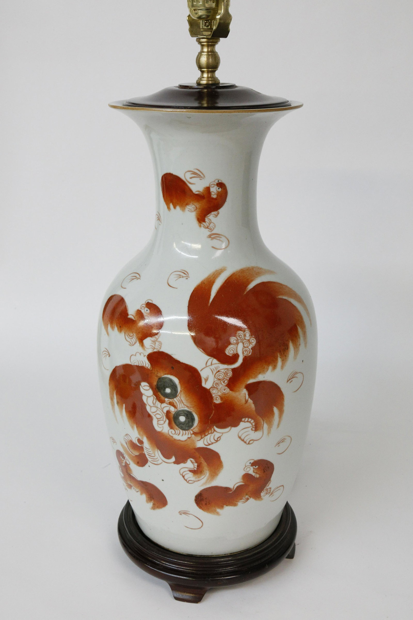 Chinese Red Foo Dog Porcelain Vase Mounted as Lamp (1 of 5)