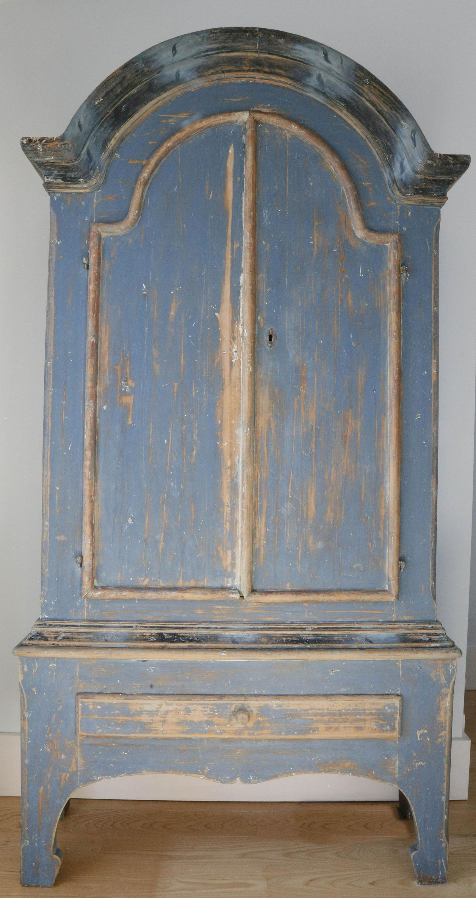 Swedish Gustavian Style Blue Painted Pine Two-Part Dome (1 of 8)
