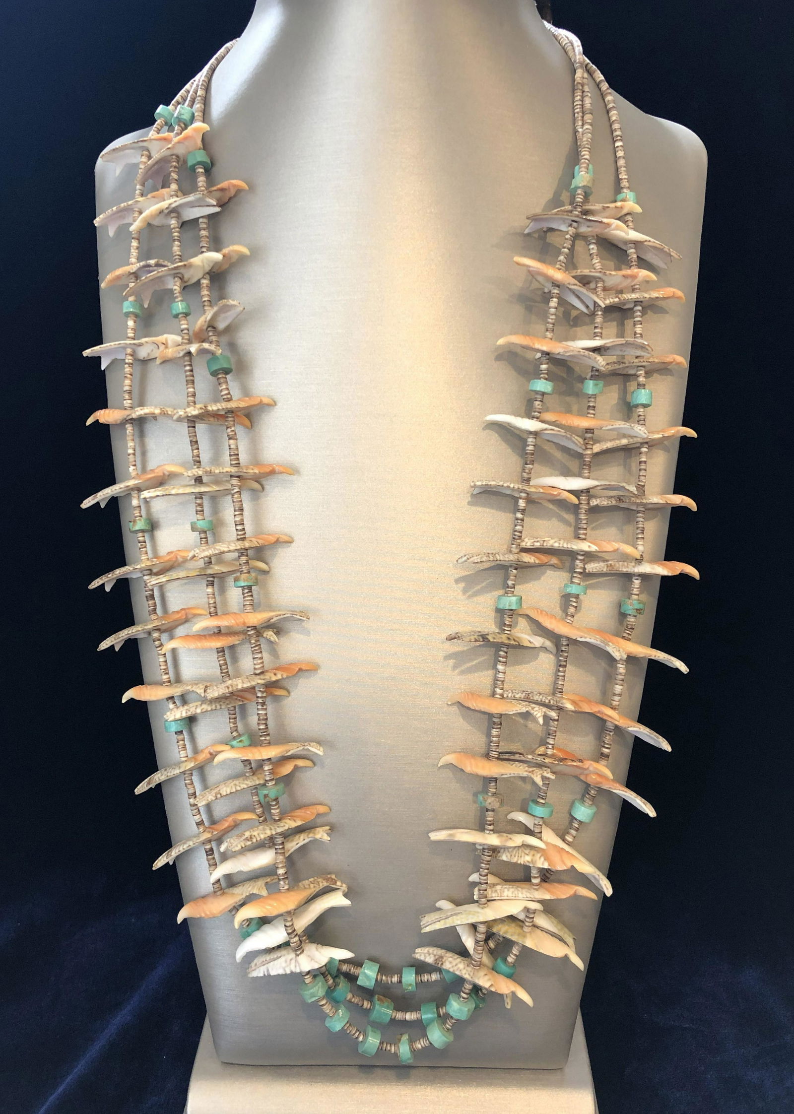 Vintage Native American 3-strand Heishi and Carved Bird (1 of 5)