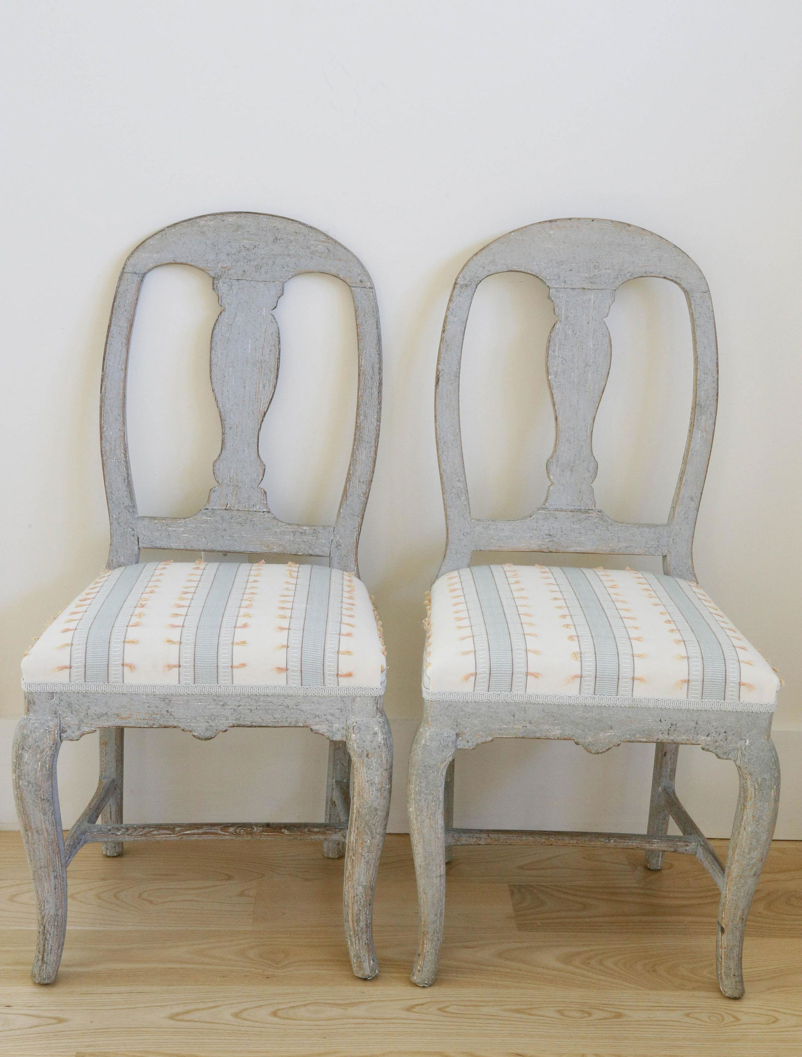 Pair of Swedish Gustavian Style Fiddle Back Side (1 of 7)