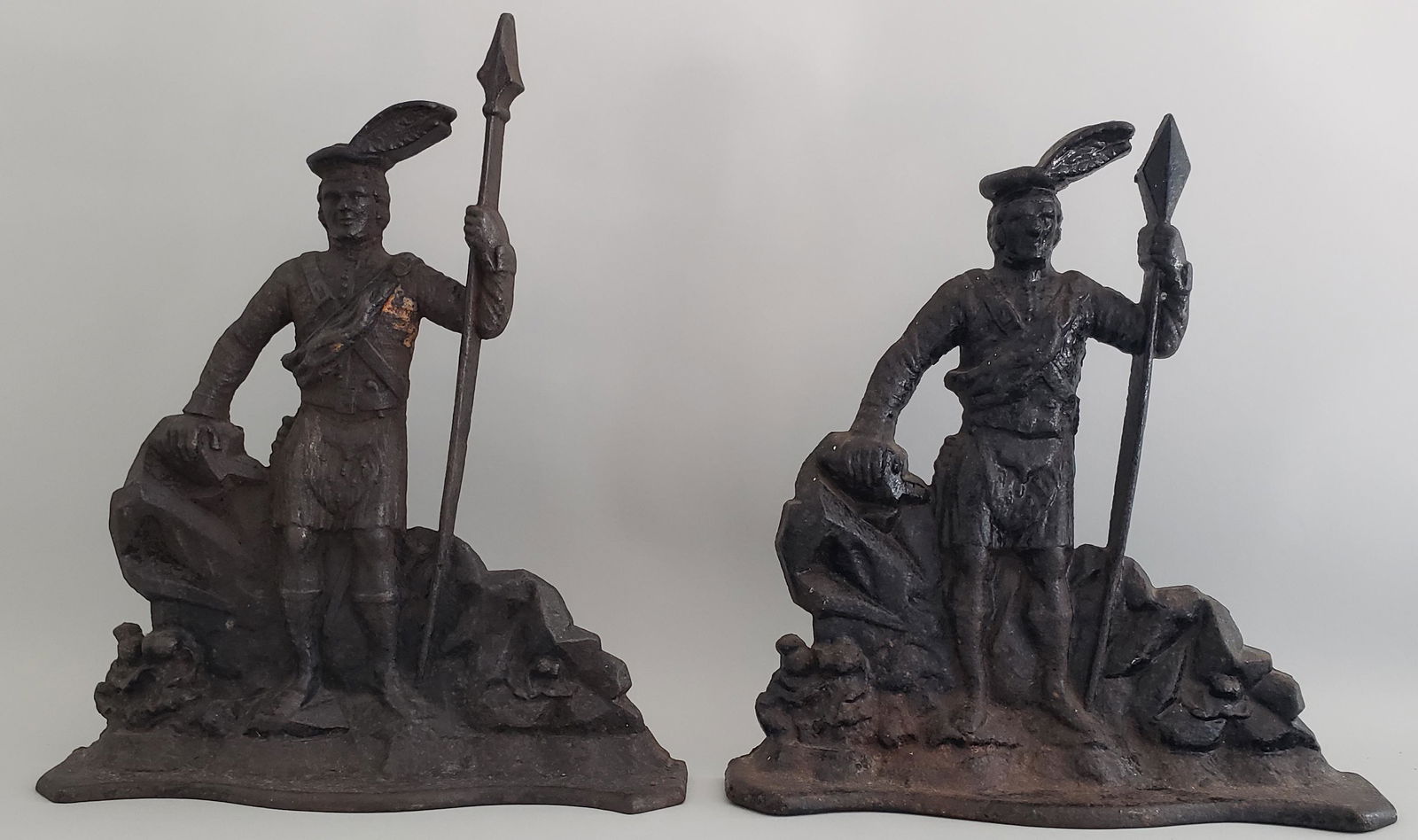 Two Antique Cast Iron Scottish Highlander Doorstops (1 of 7)