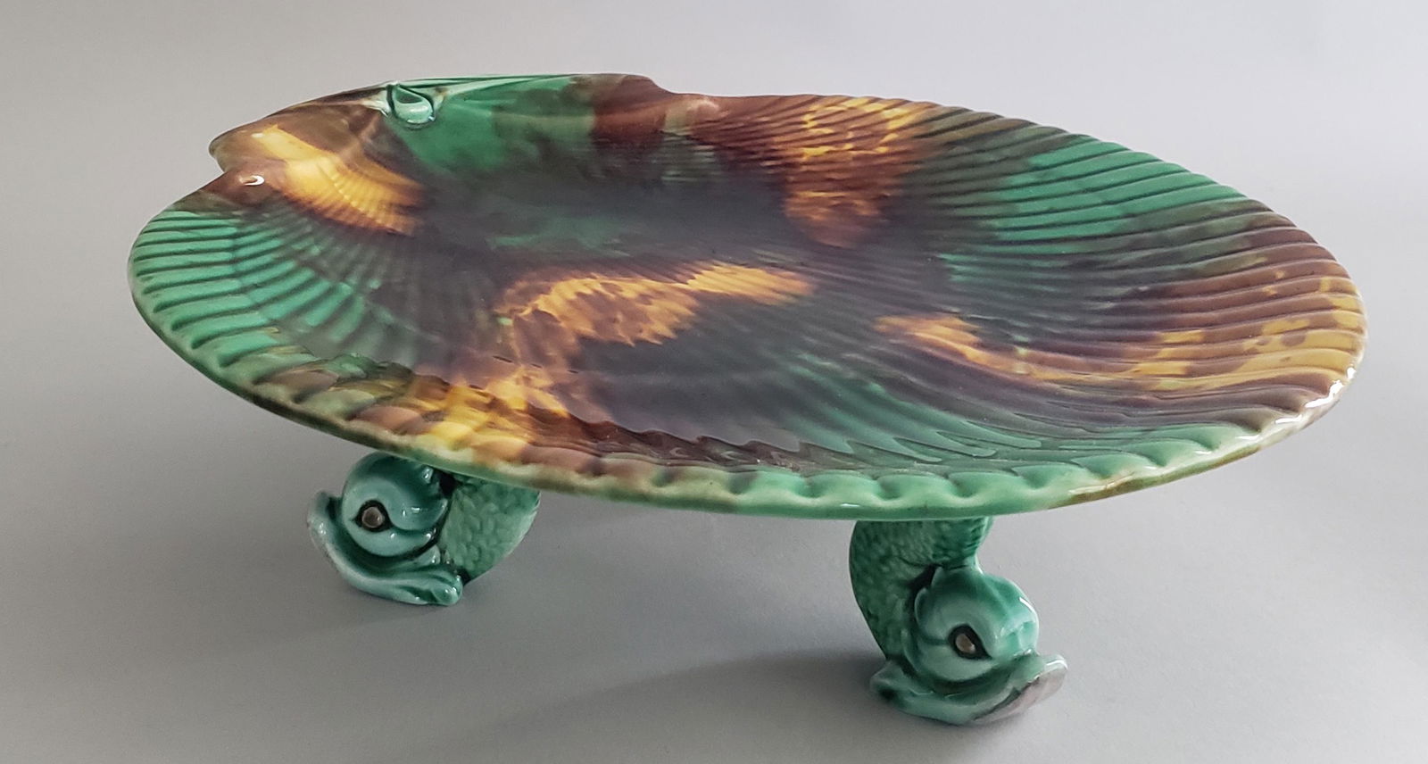 Porcelain Wedgwood Dolphin Footed Shell Shaped Serving (1 of 6)