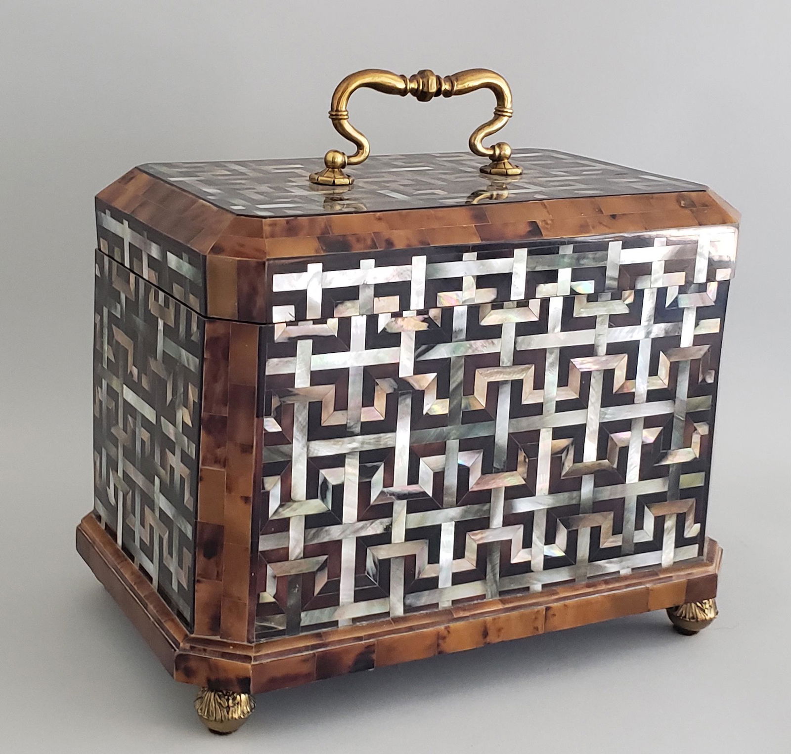 Maitland Smith Mother of Pearl Inlaid Caddy Box (1 of 5)