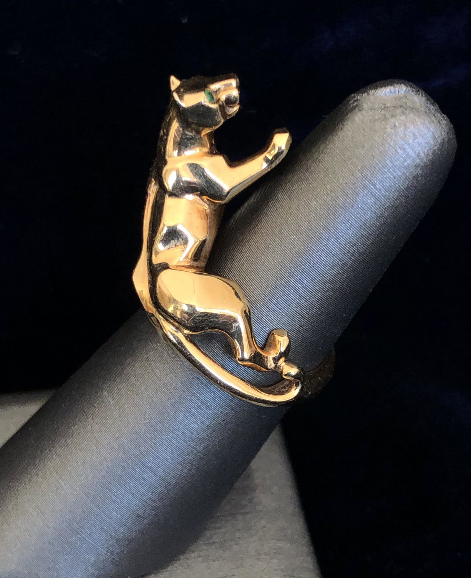 Cartier 18K Yellow Gold Leopard Ring with Emerald Eyes (1 of 5)