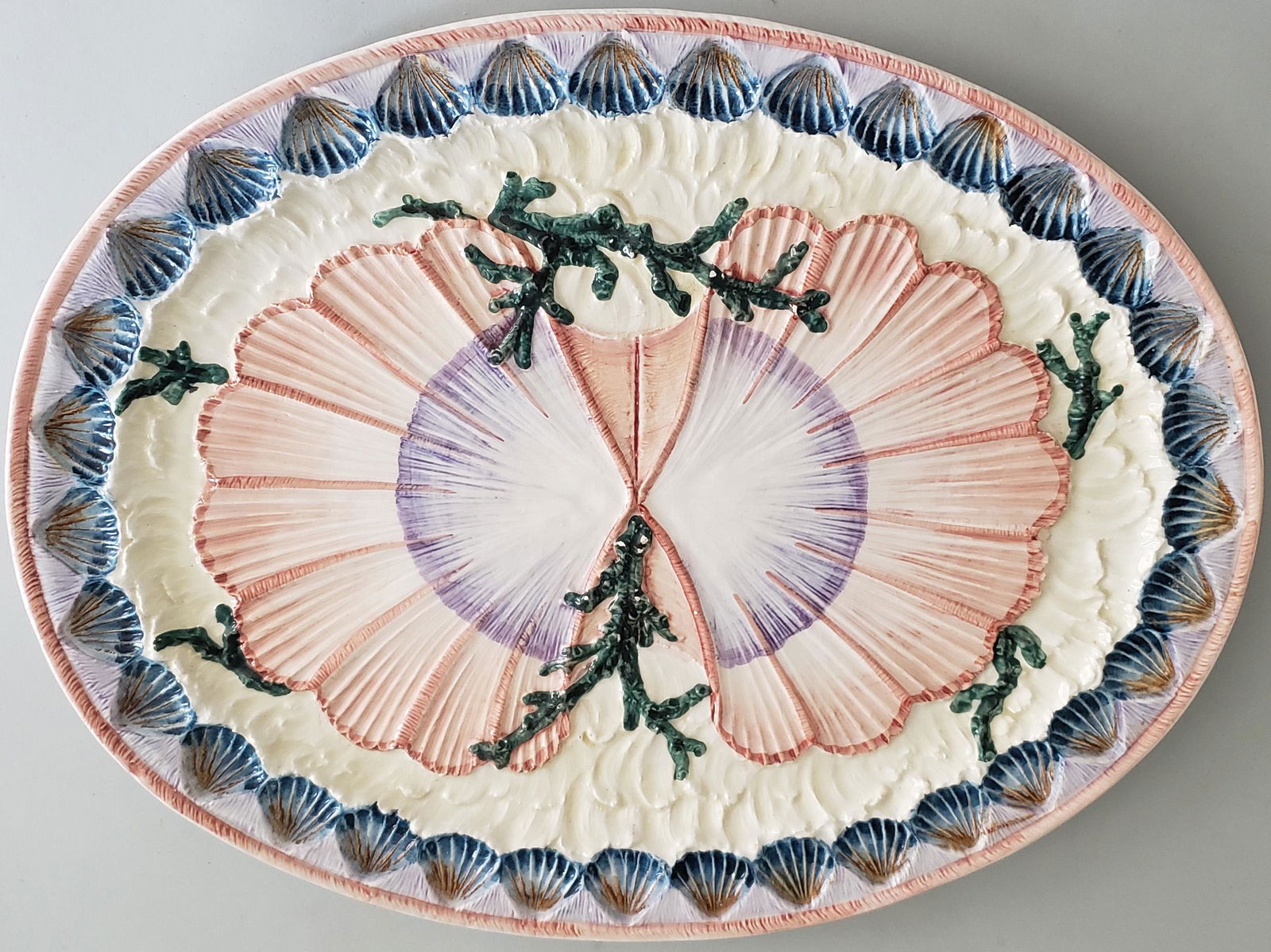 Vietri Inc. Italian Porcelain Shell Decorated Serving (1 of 5)
