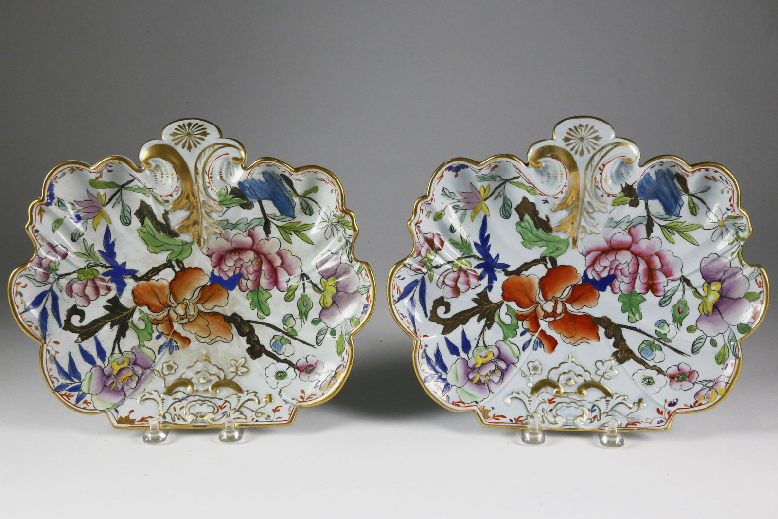 Pair of Mason's Ironstone Shell Dishes, circa 1813-1820 (1 of 7)