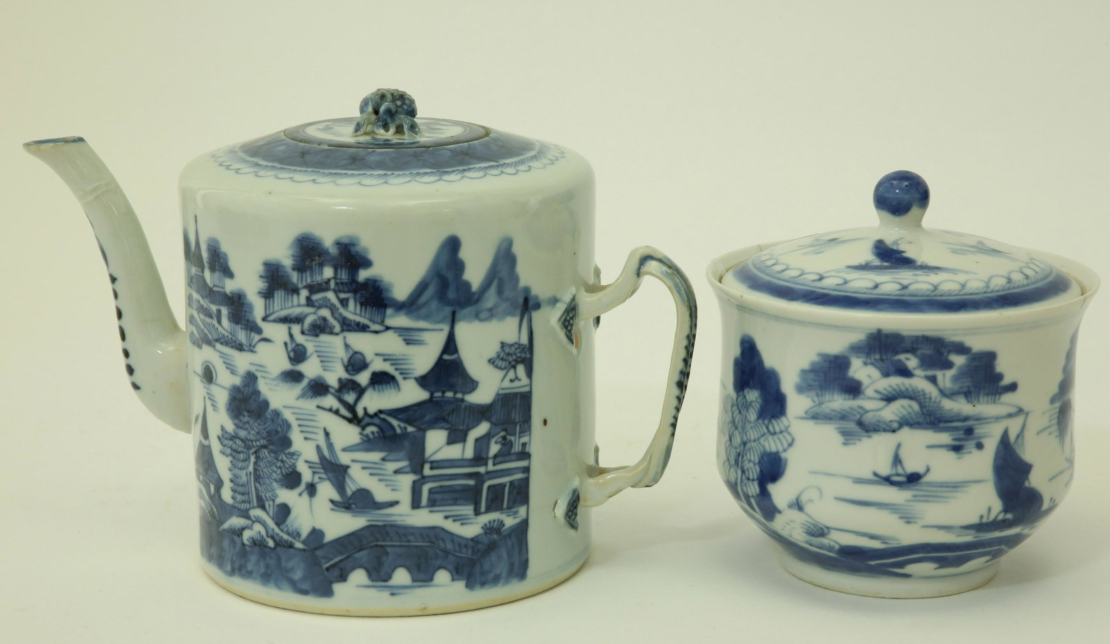 Canton Drum Form Teapot and Sugar Bowl, 19th Century (1 of 7)