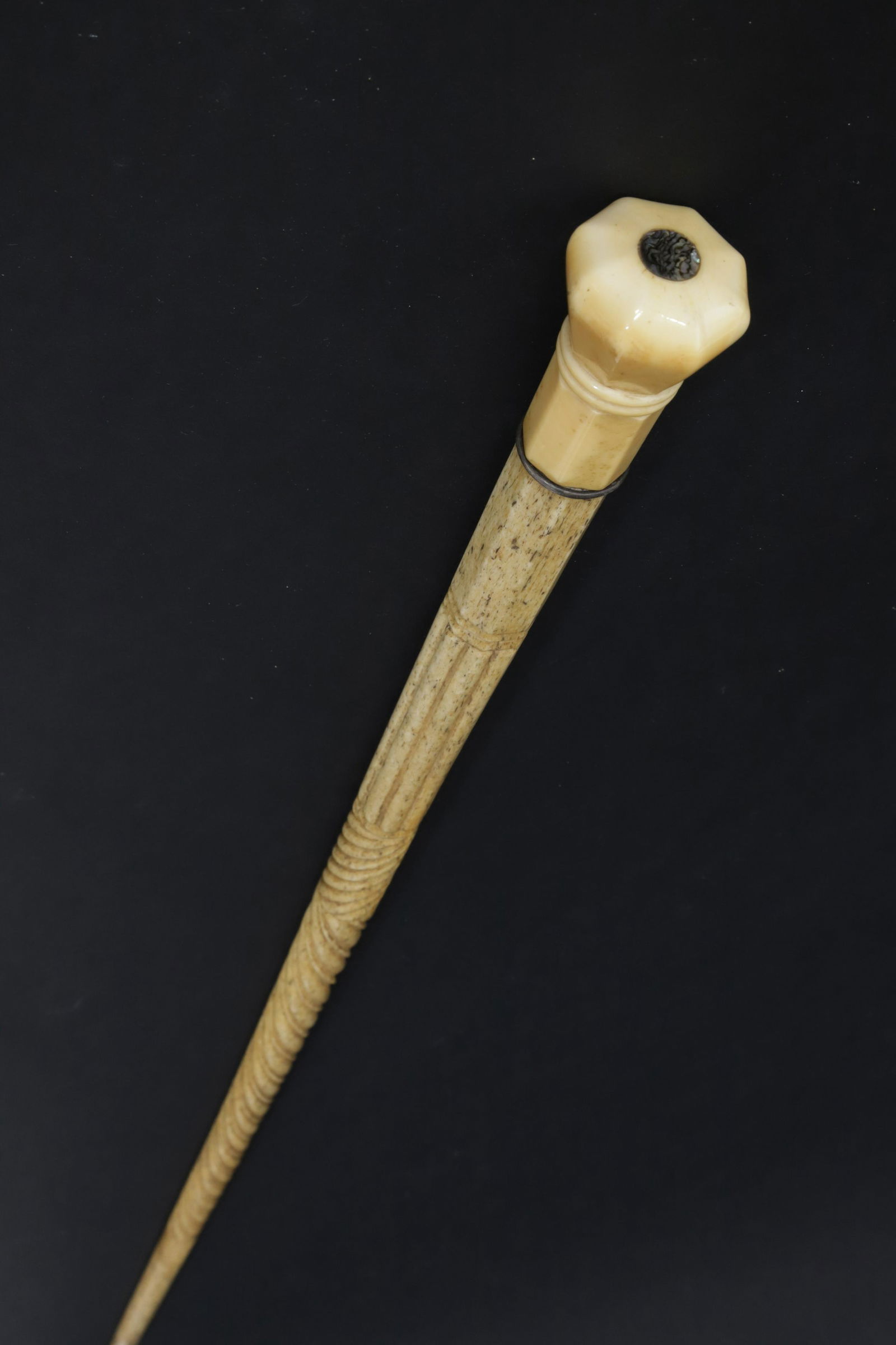 Whaleman Made Whale Ivory and Whalebone Carved Walking Stick, 19th Century: Whaleman Made Antique Whale Ivory and Whalebone Carved Walking Stick, 19th Century, paneled knob inlaid with abalone dot, elaborately carved whalebone shaft Length 34 in.