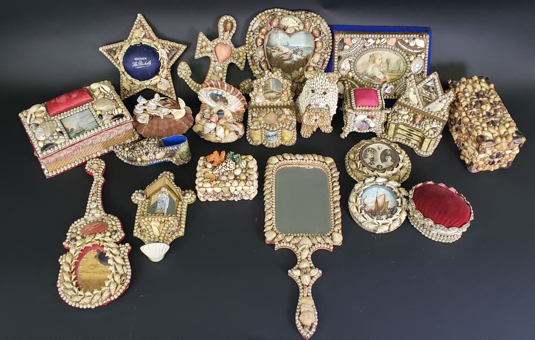 Group of Antique and Vintage Souvenir Shell Encrusted Ornaments (1 of 9)