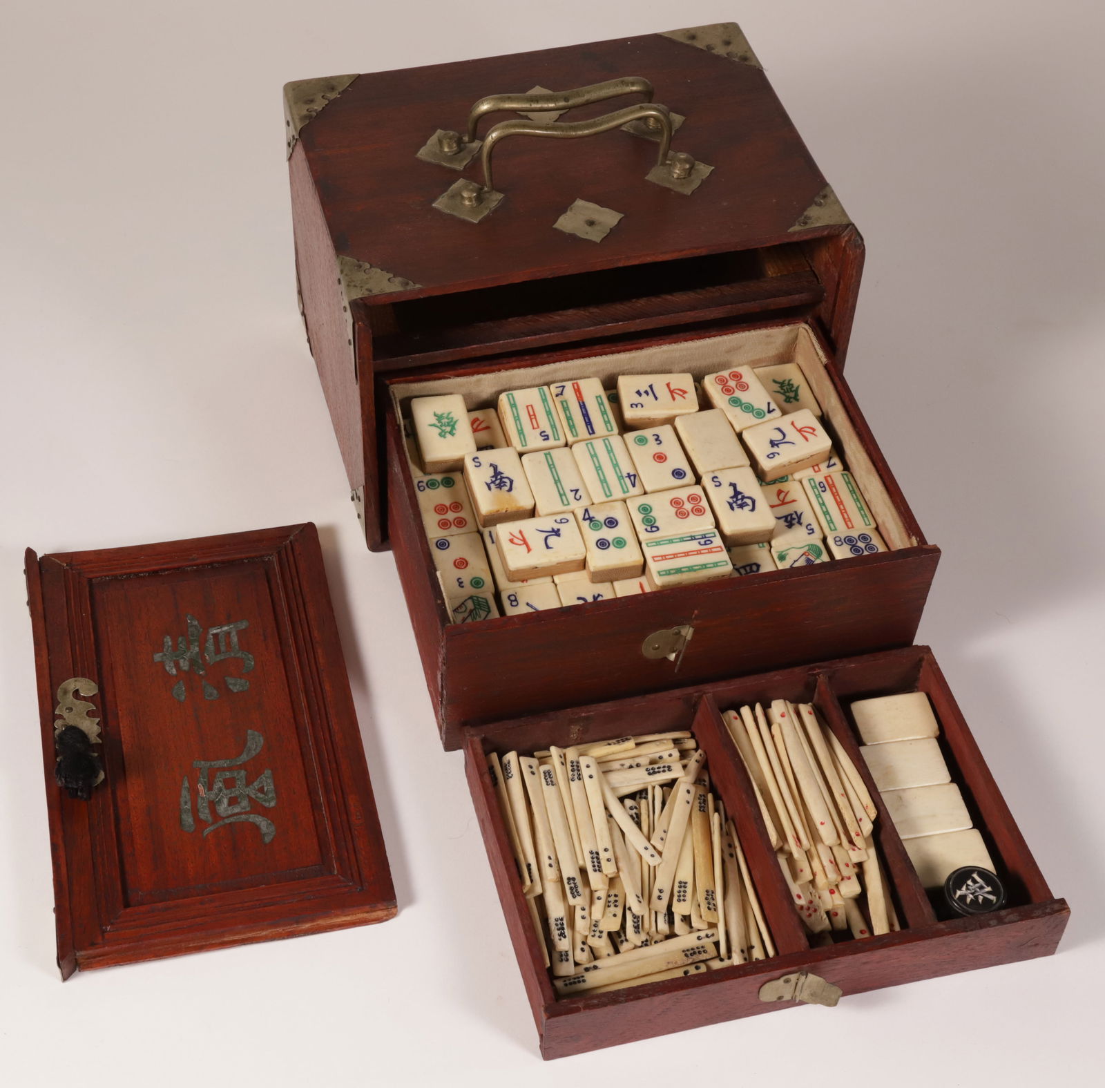 Chinese Bone bamboo back mahjong with box