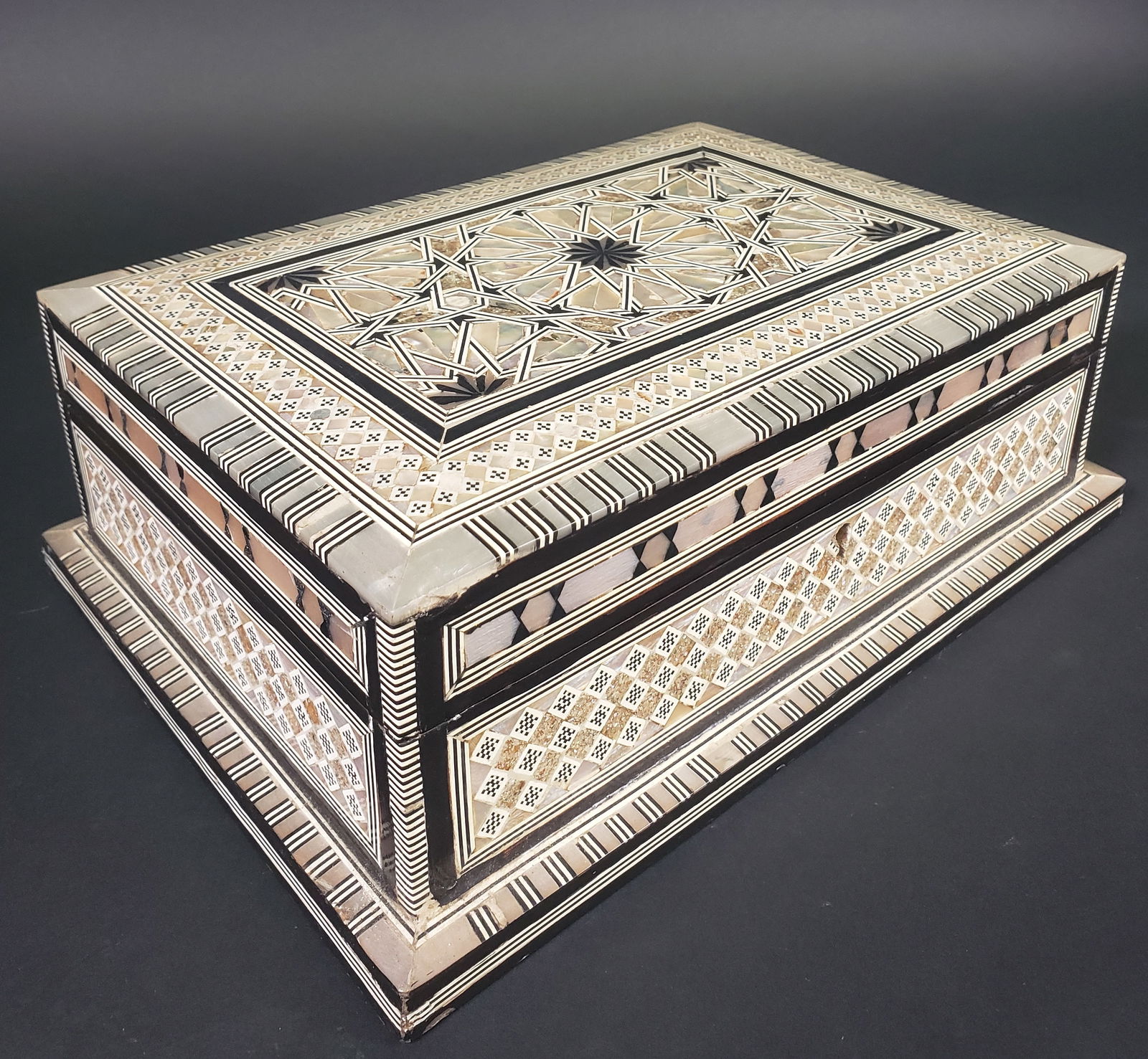 Vintage Damascus Mother of Pearl Inlaid Jewelry Box (1 of 5)