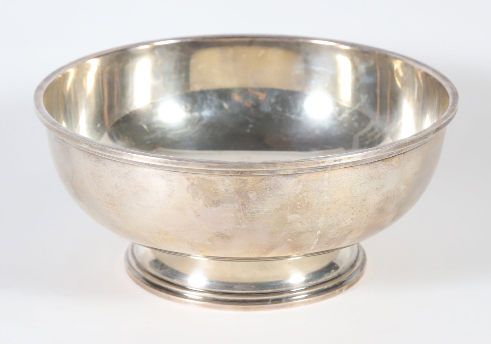 S. Kirk & Son Sterling Silver Pedestal Bowl: S. Kirk & Son Sterling Silver Pedestal Bowl, pattern #4151, 20.65 Troy Ounces Height 4 in. Diameter 9 in.