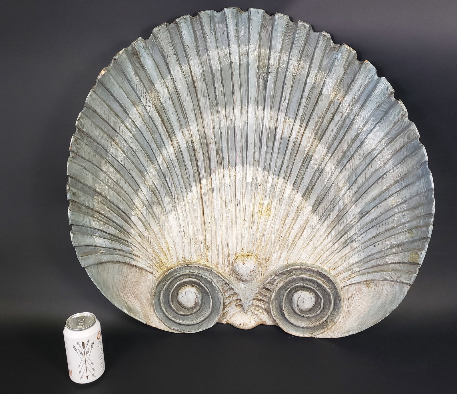 Vintage Carved and Painted Clam Shell Wall Plaque Sculpture, 20th century (1 of 5)