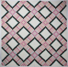 Fine Large Irish Chain Patchwork Quilt, circa 1930s