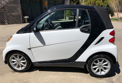 2009 White Smart Car Fortwo Passion Convertible with 4,761 Miles