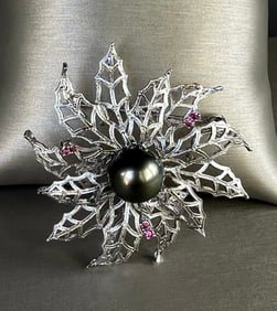 12mm Grey Tahitian South Sea Pearl Holly Leaf Brooch or Pendant