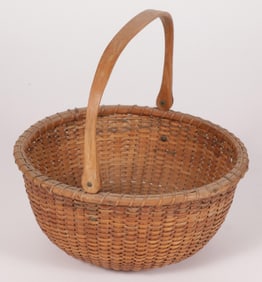 Round Open Swing Handle Nantucket Lightship Basket, early 20th Century