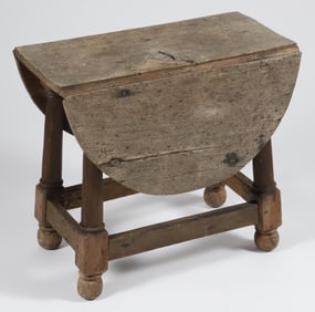 Elm Block and Turned Drop Leaf Table with Swivel Top, 18th Century