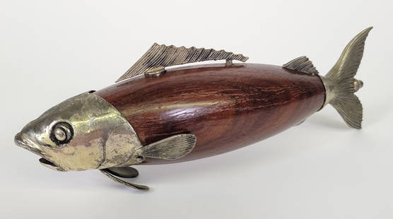 Vintage Mid Century Modern Teak Fish Pepper Mill: Vintage Mid Century Modern Teak Fish Pepper Mill, mid 20th century, figural teak wood body with cast metal fittings. Length 9 in.