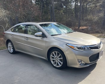 2013 Toyota Avalon Four-Door Sedan, 73,137 miles