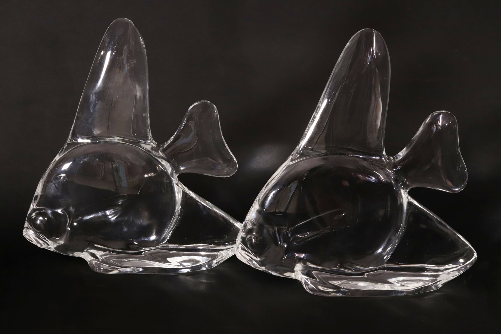 Rare Pair of Signed Steuben Fish, 20th Century (1 of 4)