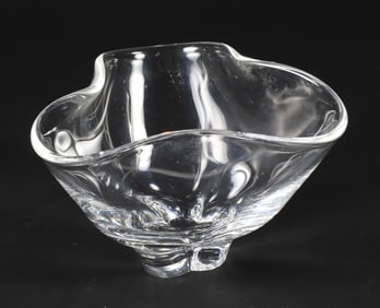 Signed Steuben Glass Freeform Trefoil Bowl