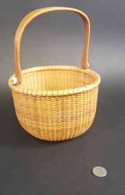 Vintage Susan Swanson Open Swing Handle Nantucket Basket, circa 1994