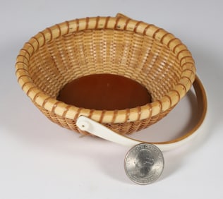 Bill and Judy Sayle Small Round Open Basket, circa 2011