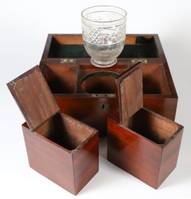 English Double Compartment Mahogany Tea Caddy, 19th Century
