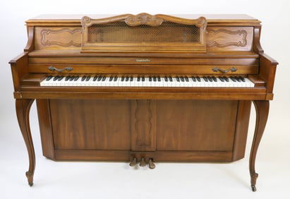 1981 Baldwin Spinet Upright Piano