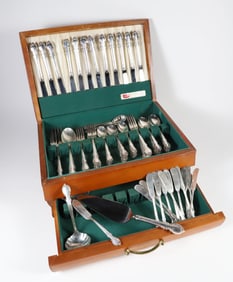 Rogers Brothers Silver Plated Flatware Service For Twelve