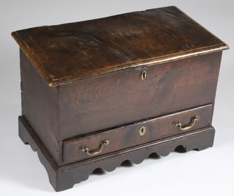 Diminutive English Elm One Drawer Lift Top Storage Box, 18th Century