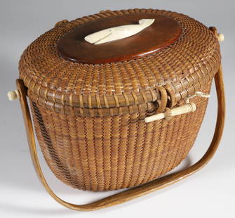 Jose Formoso Reyes Nantucket Friendship Basket, circa 1960: Jose Formoso Reyes (1902-1980) Nantucket Friendship Basket, circa 1960, signed upon the base Made in Nantucket, Jose Formoso Reyes with outline map of Nantucket Island Height 7 in. Width 8 in. Depth 6
