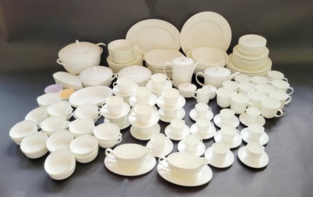 George Davis Wedgwood Bone China Nantucket Basket Weave Dinner Service