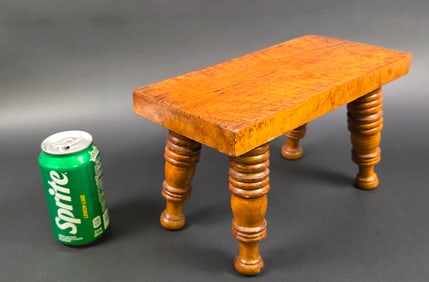 Diminutive Antique American Sheraton Tiger Maple Stool, 19th century