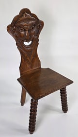 Antique English Oak Figural Carved Hall Chair, circa 1900