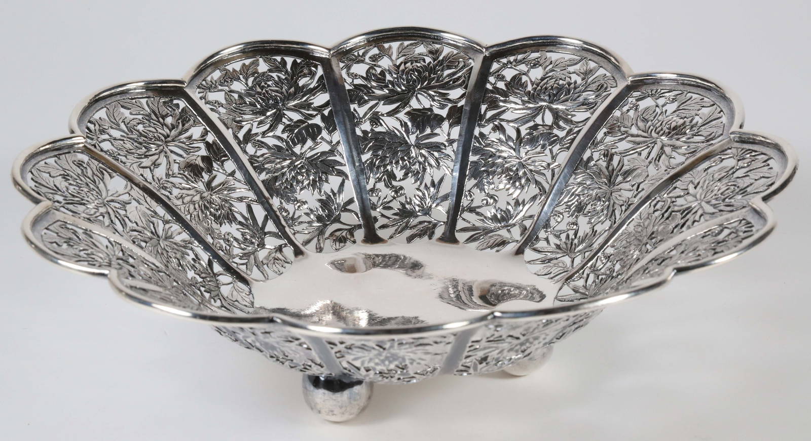 Chinese Export Silver Reticulated Floral Bowl, Hallmarked, late 19th Century