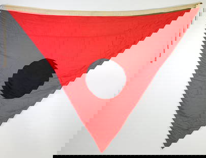 Spanish American War Era US Navy Battle Pennant Flag: Important Spanish American War Era Great White Fleet United States Navy Battle Efficiency Pennant Flag, circa 1900, silk construction with heavy canvas hoist, reinforced corners along hoist, manila ro