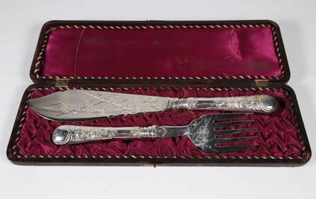 English Silver Plated Fish Serving Knife and Fork in Fitted Box, 19th Century