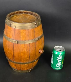 Antique English Oak Brass Bound Barrel Keg, 19 century