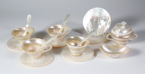 Vintage Set Of Four Mother Of Pearl Cups