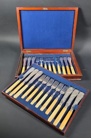 24 Piece Cased English Edwardian Fish Service