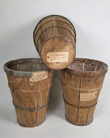 Set of Three Vintage Nantucket Fruit Baskets, 20th century