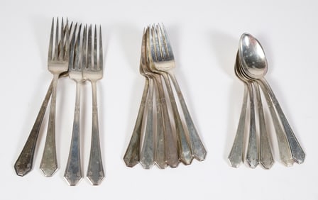 15 Pieces of Sterling Silver Towle Lady Mary Pattern, circa 1917