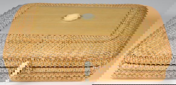 Rectangular Form Nantucket Style Basket Box