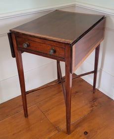 Mahogany Cross-banded Drop Leaf One Drawer Pembroke, 19th Century