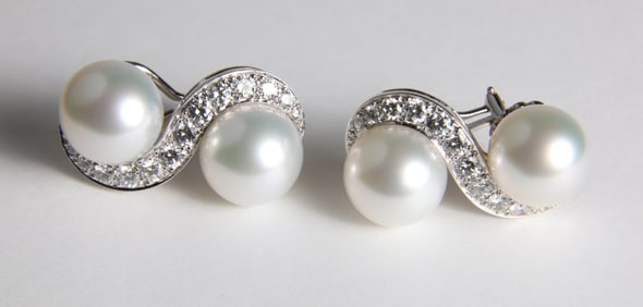 18k Gold Seaman Schepps Pearl and Diamond Earrings